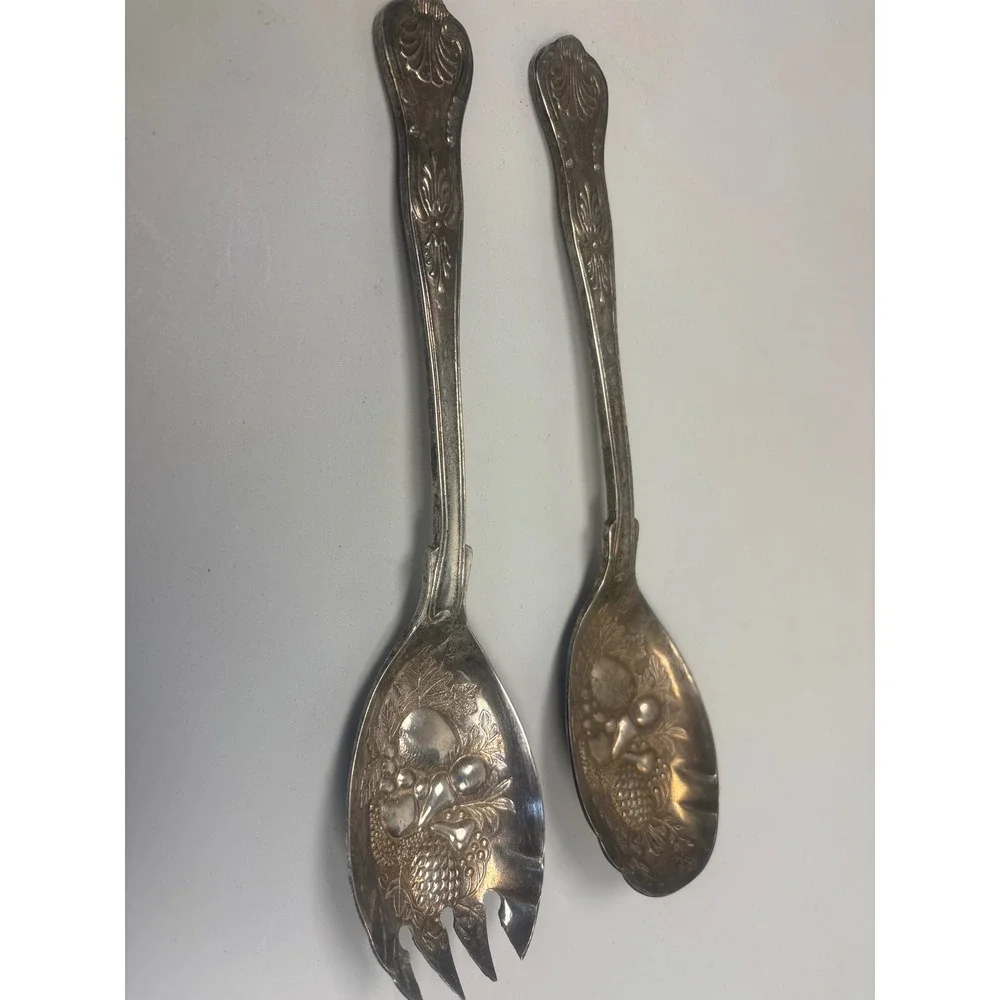Vintage Leonard Silverplate Italy Salad Serving Set Embossed Fruit Shell Handle